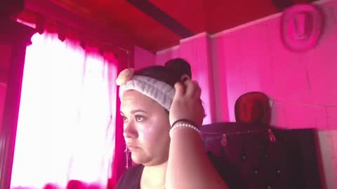 Nikkirous online show from May 1, 3:38 pm