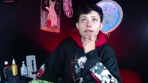 Snapshot of nikky_tomboy444 chatting on June 16, 1:03 pm Nikky online show from June 16, 1:03 pm