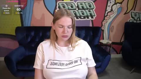 nikkyreyyy online show from June 26, 5:45 am