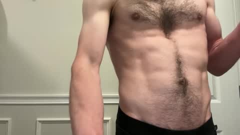 niko9inches online show from October 23, 6:28 pm