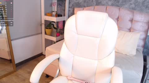 Niko Robin online show from December 3, 8:28 pm