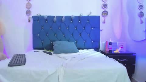 Nicol online show from November 11, 6:41 pm