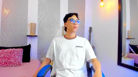    online show from February 2, 4:05 am