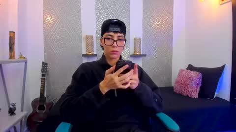    online show from February 18, 4:37 am