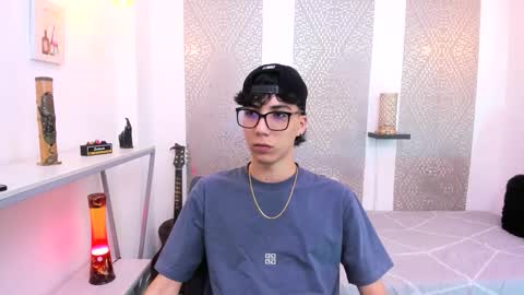    online show from September 15, 3:28 am