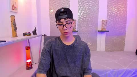    online show from September 30, 4:17 am