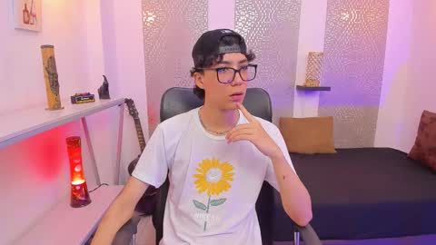    online show from October 15, 4:45 am