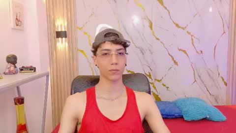 Snapshot of nikolay_gregori chatting on June 14, 4:47 am online show from June 14, 4:47 am