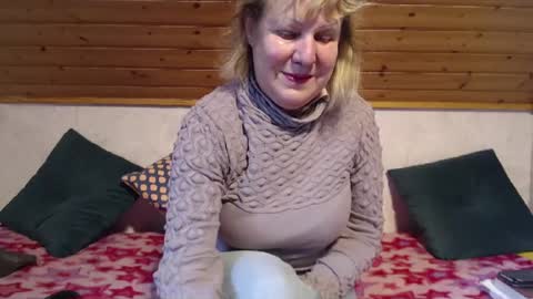 Nikole1 online show from January 18, 11:00 am