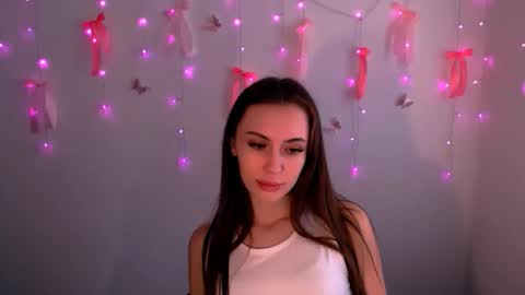 Snapshot of nikonara_ chatting on May 18, 10:32 am nikonara_ online show from May 18, 10:32 am