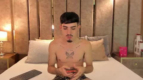 Niko Stone online show from October 19, 5:30 am