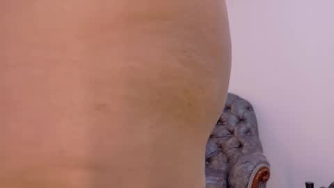  NIKY SMIT  online show from January 25, 11:34 am