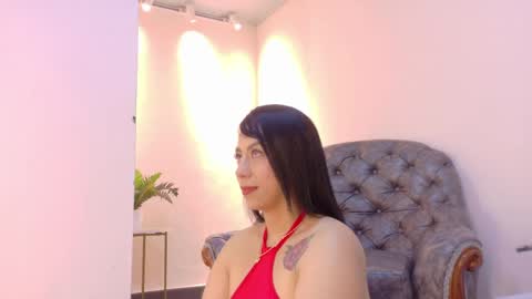  NIKY SMIT  online show from April 9, 10:31 am