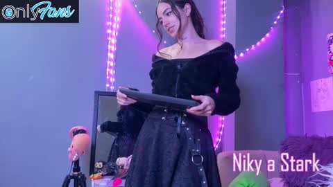 Niky A Stark online show from November 7, 11:43 am