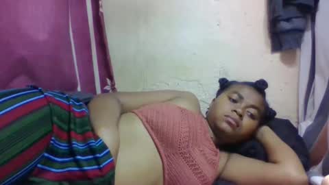 nilah online show from November 14, 7:45 pm