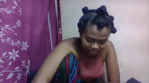 nilah online show from December 16, 4:45 pm