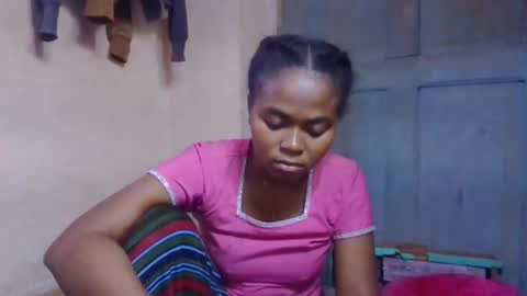 Snapshot of nilahmarie chatting on May 16, 8:11 am nilah online show from May 16, 8:11 am