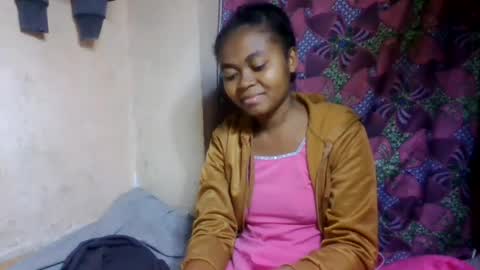 Snapshot of nilahmarie chatting on June 12, 6:51 pm nilah online show from June 12, 6:51 pm