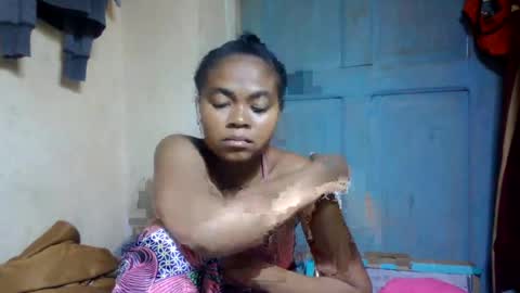 nilah online show from July 28, 6:20 pm