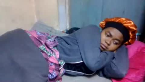 nilah online show from July 31, 4:56 am