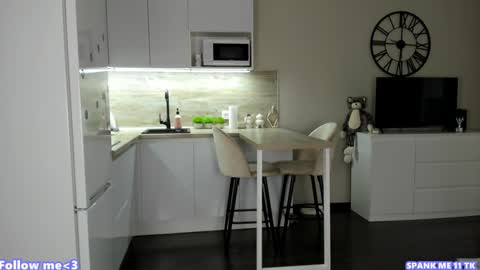 Bella online show from January 15, 11:32 am