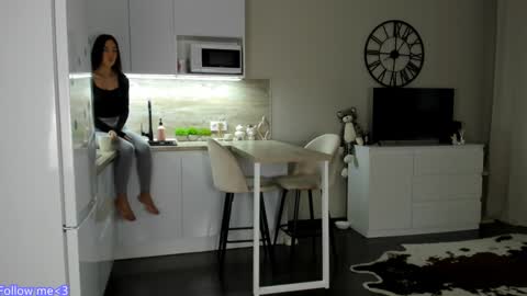 Bella online show from February 2, 12:57 pm