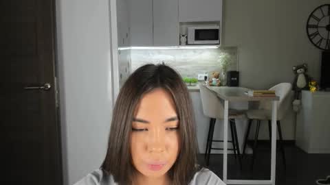 Bella online show from November 2, 9:28 pm