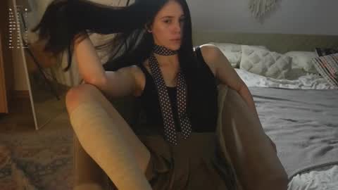 Snapshot of nimfaheart chatting on November 6, 2:51 pm Jennet online show from November 6, 2:51 pm