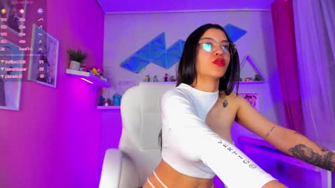 Nina online show from January 22, 11:53 pm