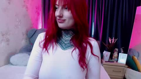 Snapshot of nina_b1um chatting on June 2, 5:09 am Nina online show from June 2, 5:09 am