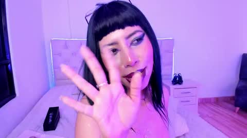 Snapshot of nina_fooxxx1 chatting on May 16, 12:40 am Nina Fox online show from May 16, 12:40 am