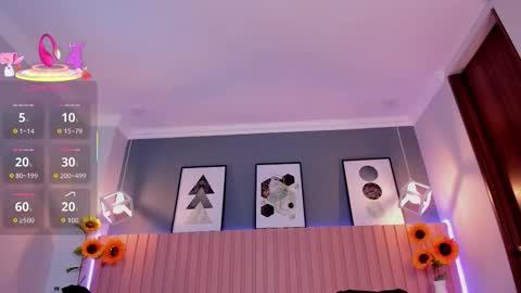 nina_ford_ online show from December 4, 3:05 am