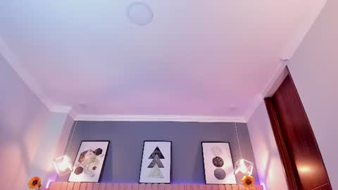nina_ford_ online show from July 24, 3:15 am