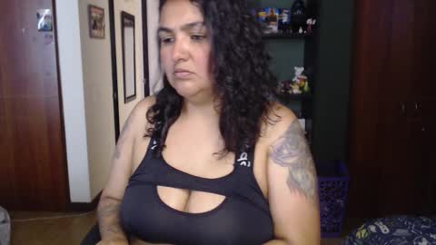 Nina Moon online show from October 16, 8:10 pm