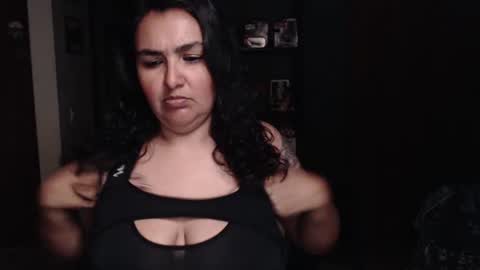 Snapshot of nina_moonbeam chatting on June 16, 1:52 am Nina Moon online show from June 16, 1:52 am