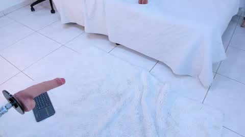 Snapshot of nina_sweetz chatting on November 26, 5:47 pm Nina online show from November 26, 5:47 pm