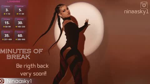 Snapshot of ninaa_sky chatting on December 24, 4:51 pm    online show from December 24, 4:51 pm