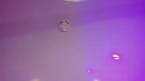 Snapshot of ninacrave_ chatting on May 17, 1:58 am Nina online show from May 17, 1:58 am