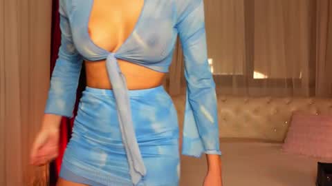 NinaCrystal online show from September 27, 7:46 am