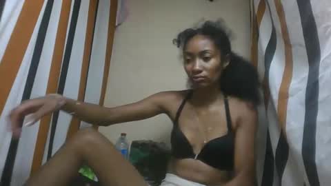 ninaeaa online show from January 7, 3:09 am