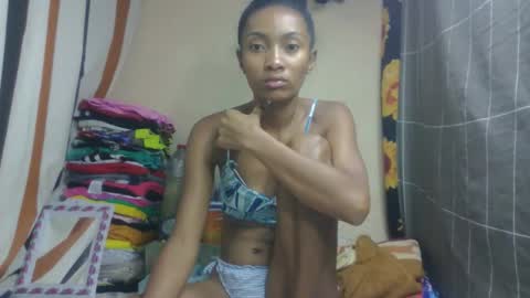 ninaeaa online show from March 5, 6:26 pm