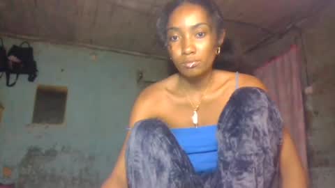 Snapshot of ninaeaa chatting on July 27, 10:55 am ninaeaa online show from July 27, 10:55 am