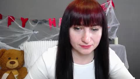 ninaflawlees online show from October 18, 12:06 pm