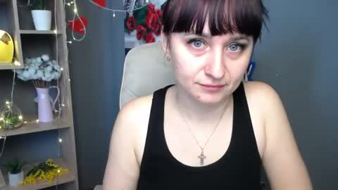 ninaflawlees online show from July 11, 6:38 am
