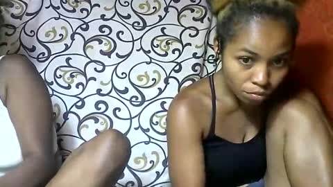 Snapshot of ninah9794 chatting on December 3, 6:39 pm Ninah9794 online show from December 3, 6:39 pm