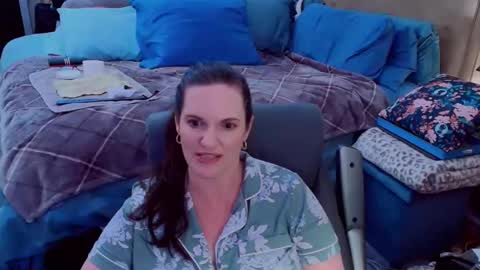 Snapshot of ninajaymes chatting on June 3, 9:09 pm Nina Jaymes online show from June 3, 9:09 pm