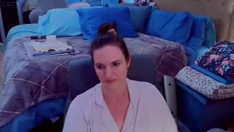 Snapshot of ninajaymes chatting on June 8, 10:32 pm Nina Jaymes online show from June 8, 10:32 pm