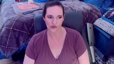 Snapshot of ninajaymes chatting on July 15, 8:36 pm Nina Jaymes online show from July 15, 8:36 pm