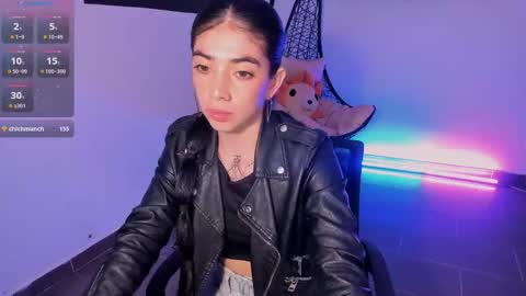 ninamonroee online show from February 5, 11:53 pm