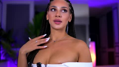 Snapshot of ninasolenne chatting on June 8, 7:47 pm Ninna online show from June 8, 7:47 pm